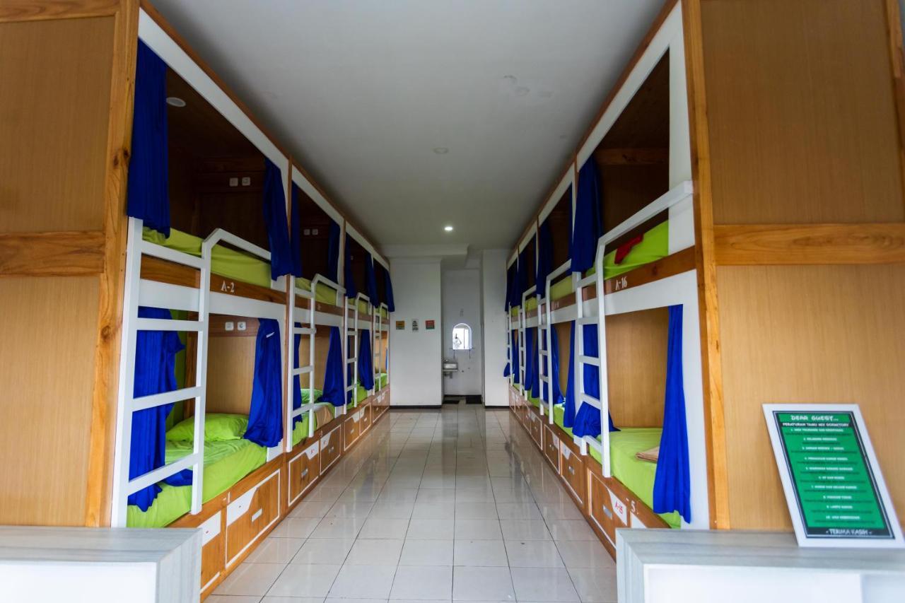 Villa Panderman Indah Batu  Buitenkant foto