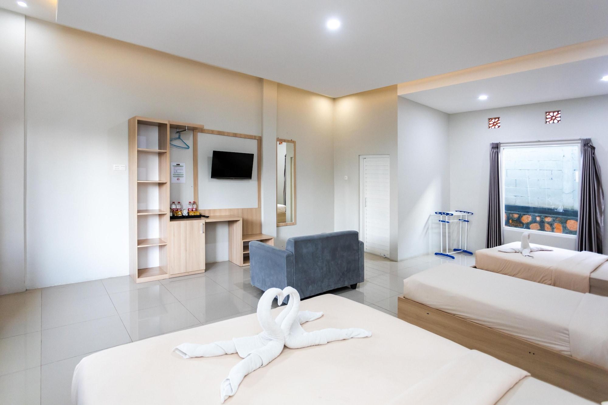 Villa Panderman Indah Batu  Buitenkant foto