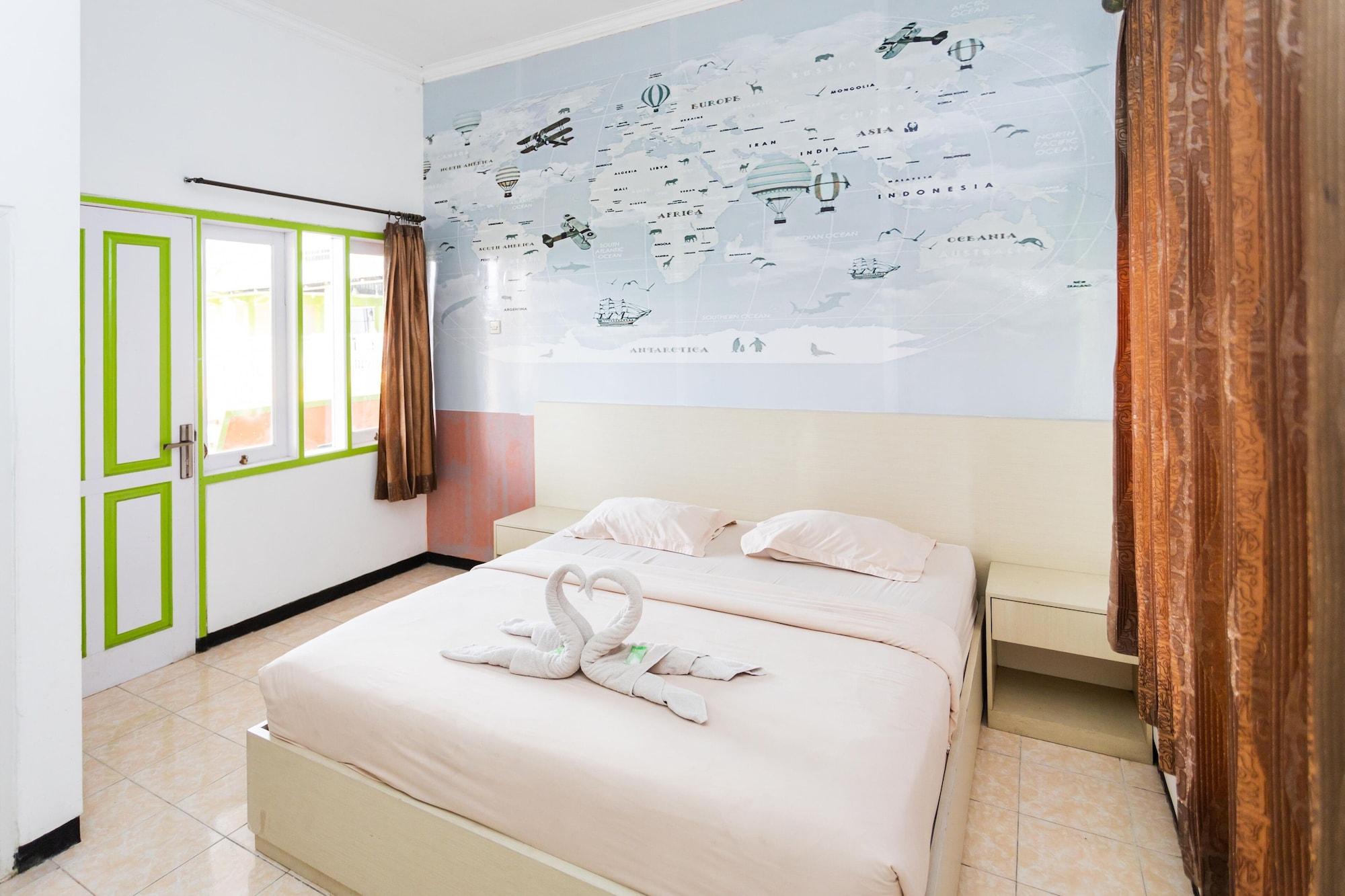 Villa Panderman Indah Batu  Buitenkant foto