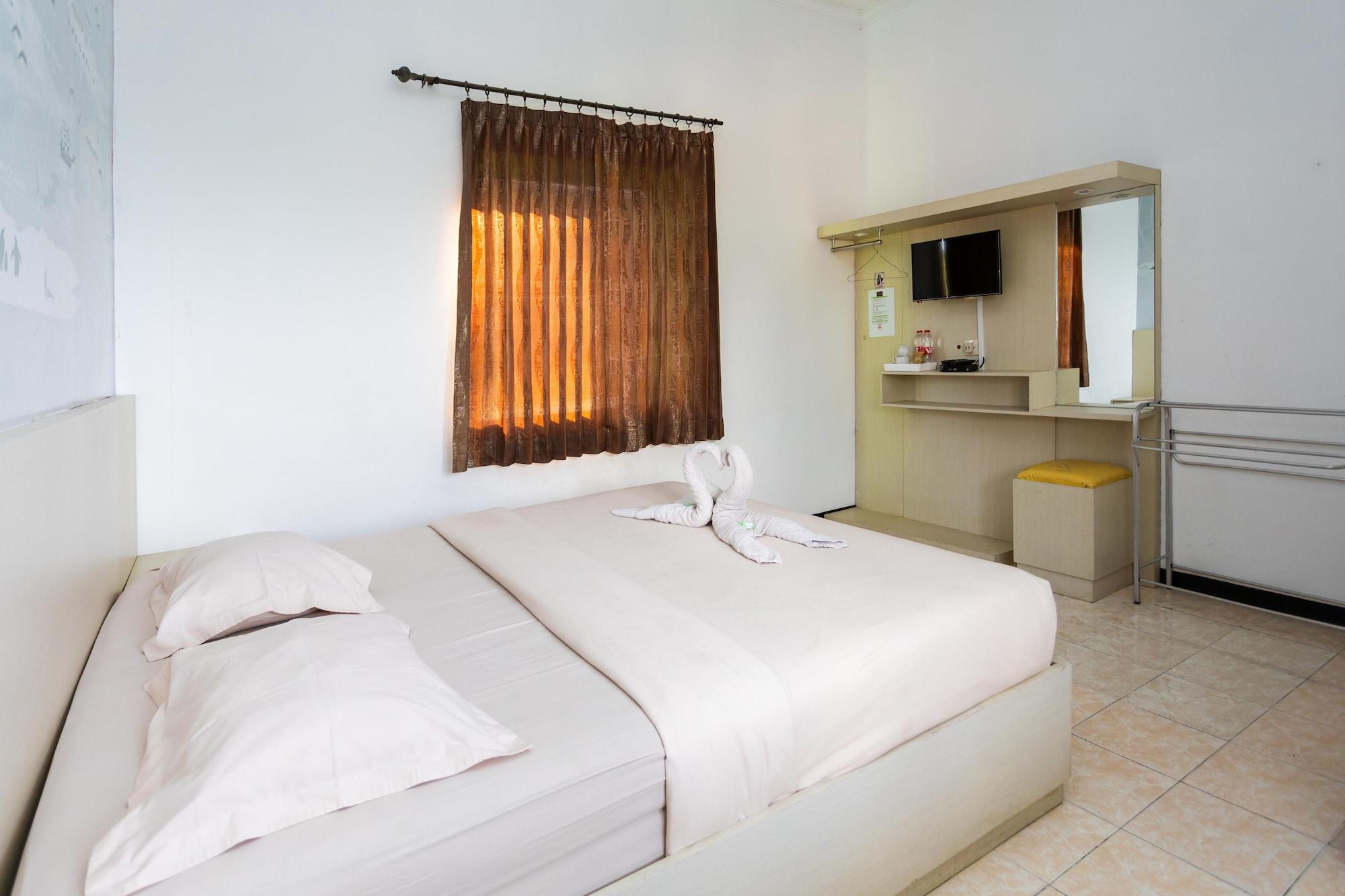 Villa Panderman Indah Batu  Buitenkant foto